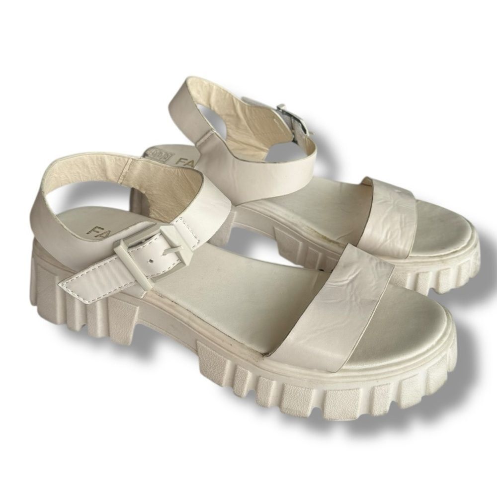 Cream Chunky Platform Sandals with Rugged Sole